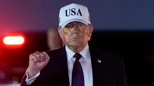 川普達成史上最成功「斬首」　伊朗領導層遭團滅、美軍傷亡數字：０