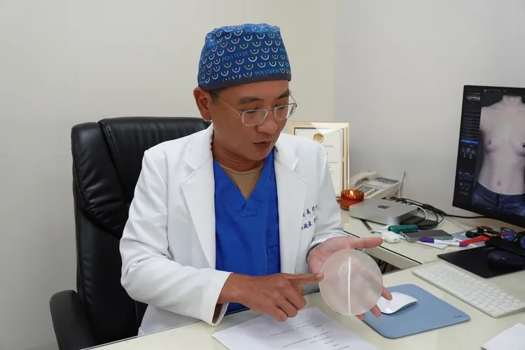 吳峻豪醫師認為亞洲女性特別適合水滴型植體。黃若綾攝