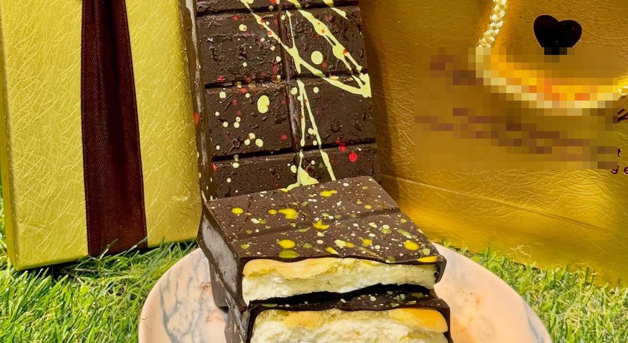 杜拜巧克力被質疑「摻點心麵」 店家硬起來提告!親曝內餡配方