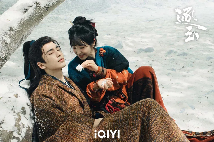 張凌赫（左）田曦薇愛得唯美浪漫。iQIYI愛奇藝國際版提供