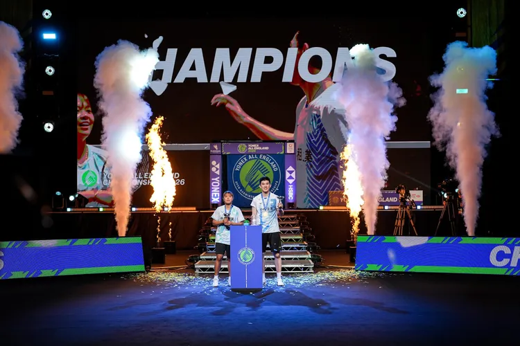 葉宏蔚才剛與搭檔詹又蓁在全英羽球公開賽混雙決賽中，以直落二擊敗法國組合勇奪冠軍。翻攝葉宏蔚Threads