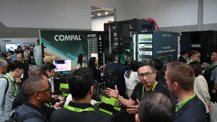 仁寶展示基於NVIDIA HGX Rubin NVL8平台打造的高密度AI伺服器，展現其在新世代AI超級運算基礎設施上的工程整備實力。仁寶提供