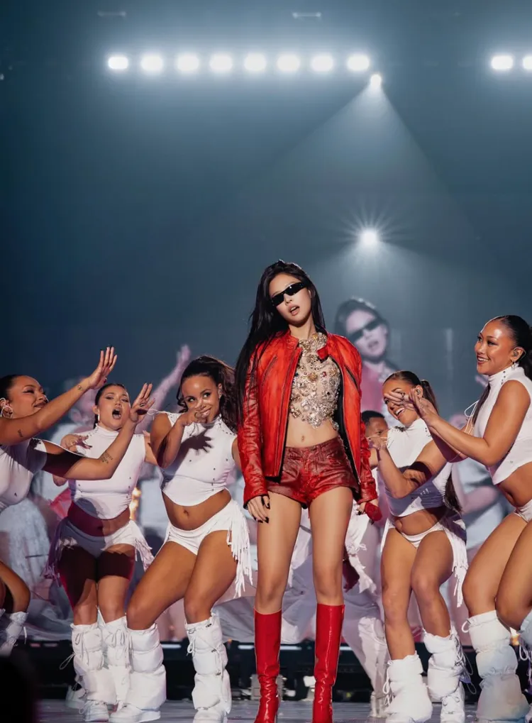 真人版的Jennie。翻攝Jennie IG