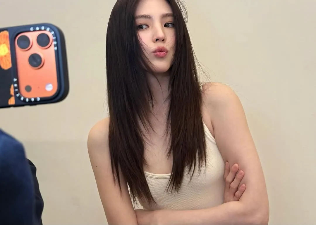 韓國女神韓韶禧也靠巴黎萊雅珍珠蛋白瞬順柔亮洗護系列擁有柔亮秀髮。翻攝IG