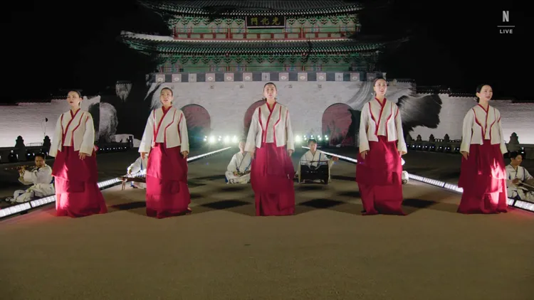 《Body to Body》融入盤索里，呼應專輯名稱阿里郎。翻攝Netflix