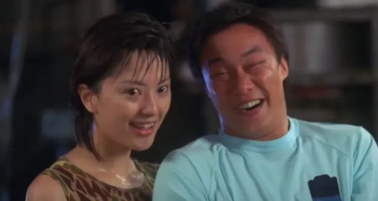 傅天穎（左）在香港爆紅後，曾與陳奕迅一起拍電影。翻攝網路