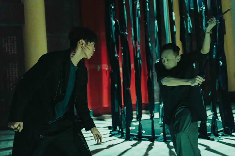 柯震東除了需要在腦中補畫面，還得和真實演員對打。Netflix提供