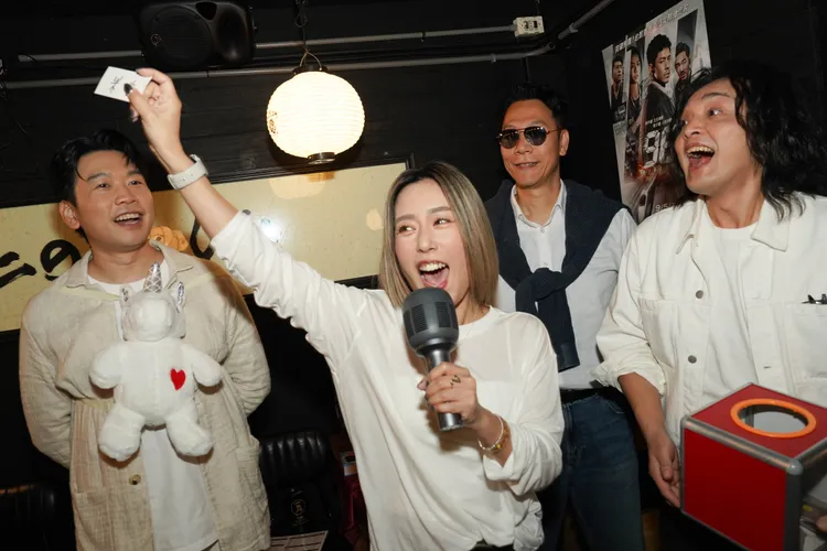 「小男孩樂團」由團長昌哥、主唱米非、吉他手漢斯與鼓手阿中組成。滾石提供