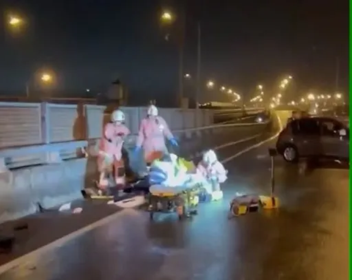 竹市台68匝道疑小客車自撞　駕駛拋出車外OHCA送醫