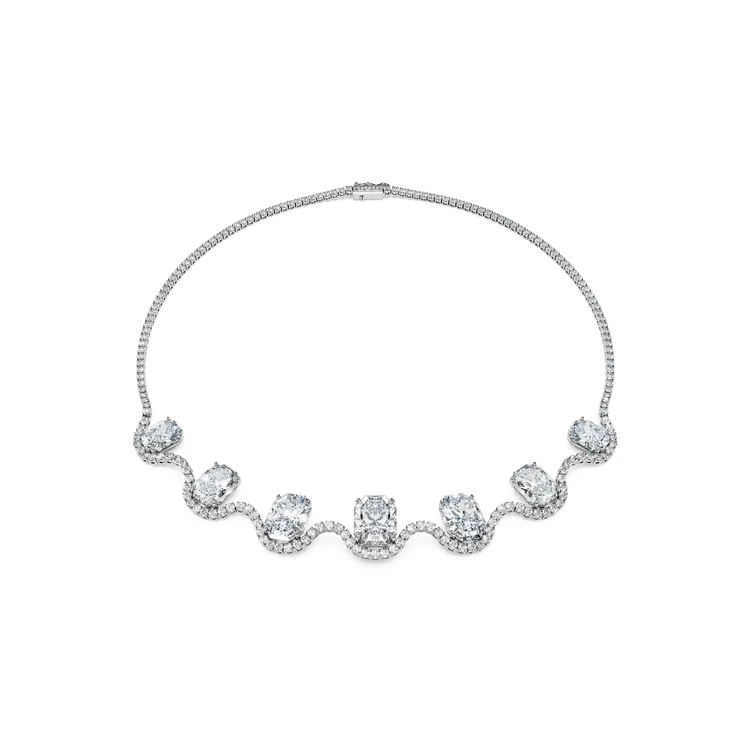 SWAROVSKI Octagon高級訂製項鍊（37.6克拉），190萬元。品牌提供