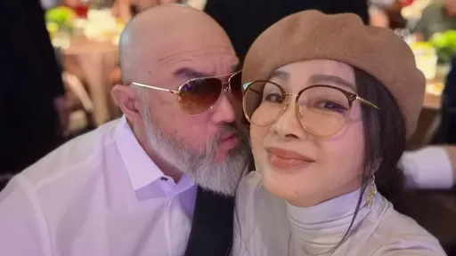 辛龍卸心防親暱玩自拍　陳美鳳曝交情