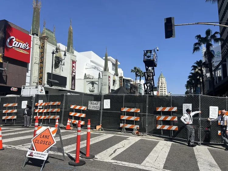 會場周邊道路全被封鎖。中央社