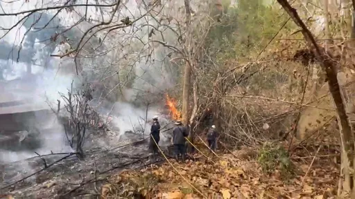 美濃第四公墓火燒山2公頃！黑鷹直升機投水10次仍未滅