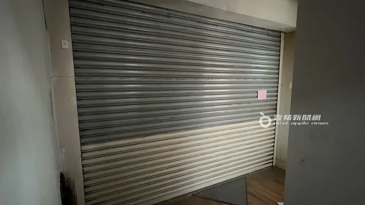 診所營業時間大門深鎖。特勤中心攝