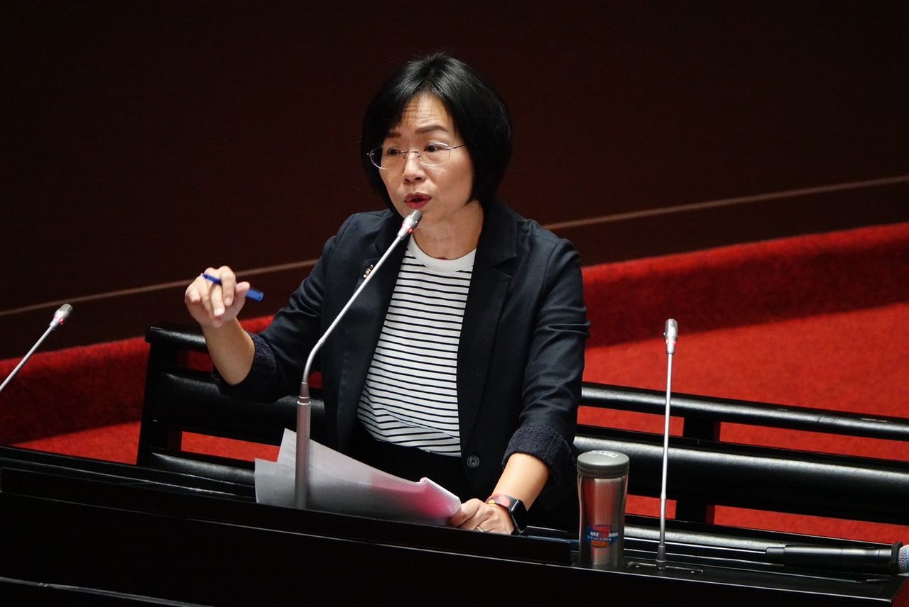 李四川被拖累?蘇巧慧回應新北最新民調:走在正確的道路上