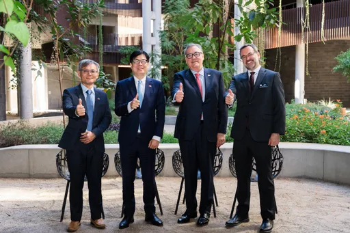 陳其邁訪美｜促「矽光子」台美跨國產學合作　陳其邁聯手中山大學深入亞利桑那大學