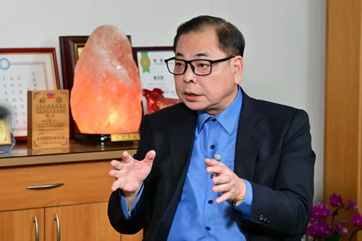 駁徐欣瑩臉書指「黑金陳舊」、「一清五命」　陳見賢今提誹謗告訴