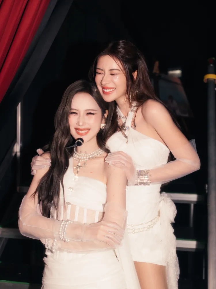 Kao（右）和葉芷妤組成的CP「KaoJane」深受粉絲喜愛。翻攝Kao IG