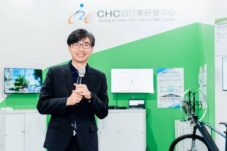 經濟部產業發展署署長邱求慧在「經濟部自行車產業主題館」開幕儀式致詞時，肯定自行車展業對台灣經濟發展的貢獻。經濟部提供