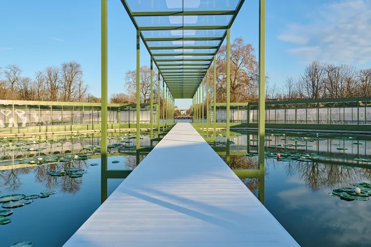 Dior選在杜樂麗花園舉辦2026秋冬大秀。品牌提供