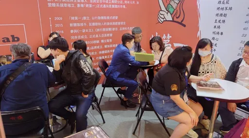 最低10萬就能加盟！新竹串燒「烤第一」推低門檻創業方案　3小時學會串燒技術班也開跑