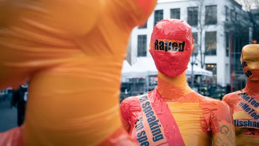 90歲婦被4男闖屋性侵險死　女兒怕丟臉不報警不就醫