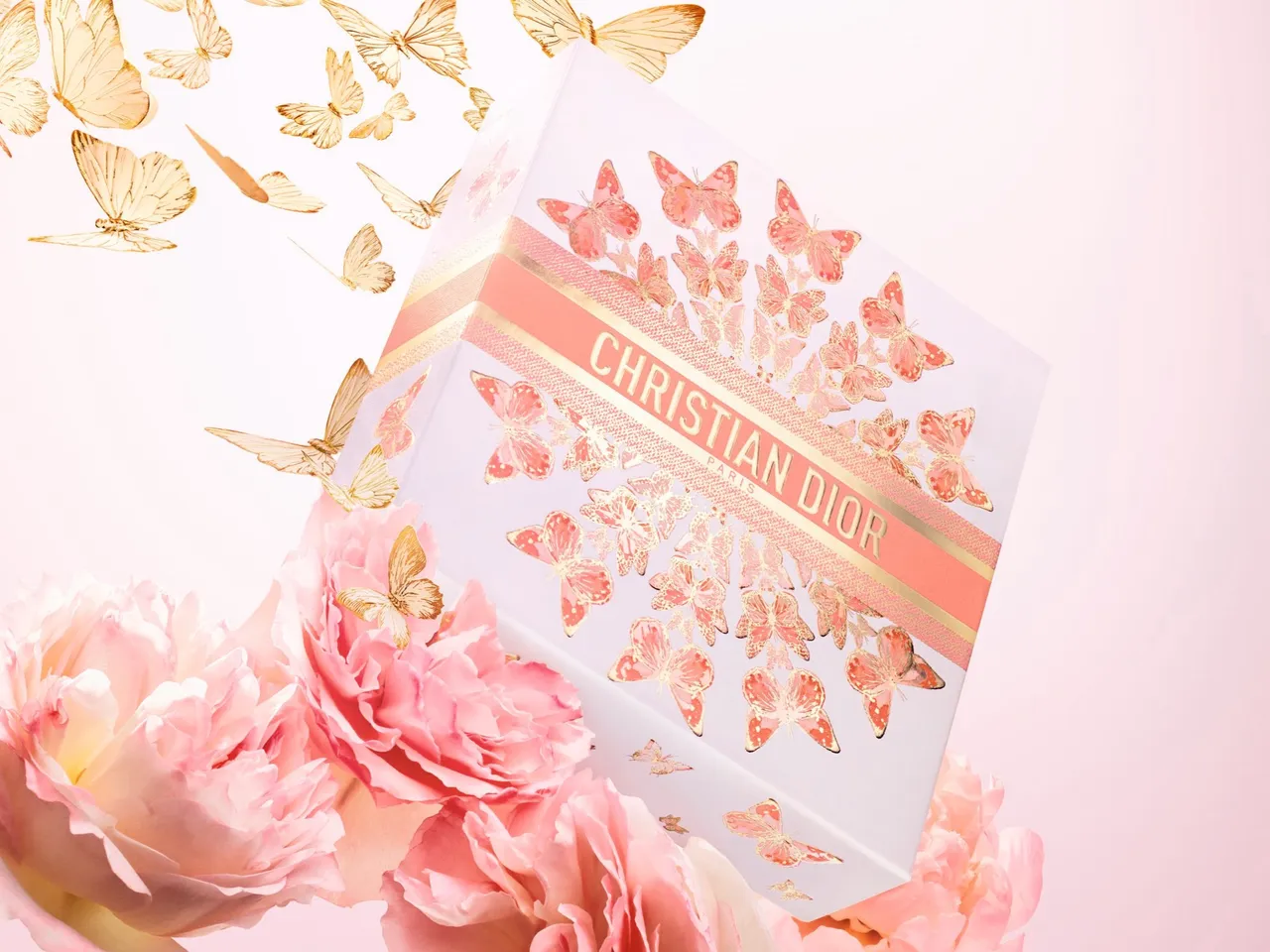 Dior母親節摯愛蝶舞限量包裝。品牌提供