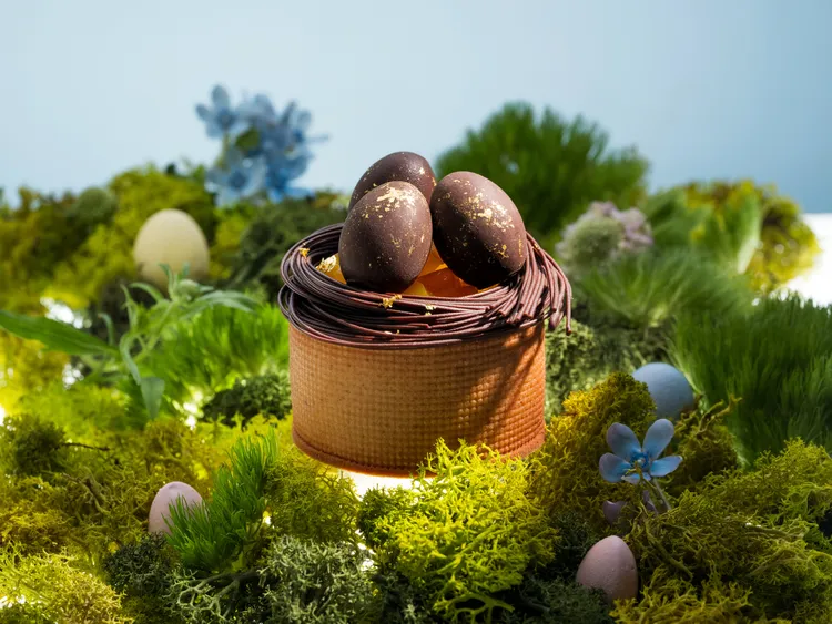 台北文華東方酒店「文華餅房」推出「春日序曲」復活節限定小蛋糕。台北文華東方酒店提供