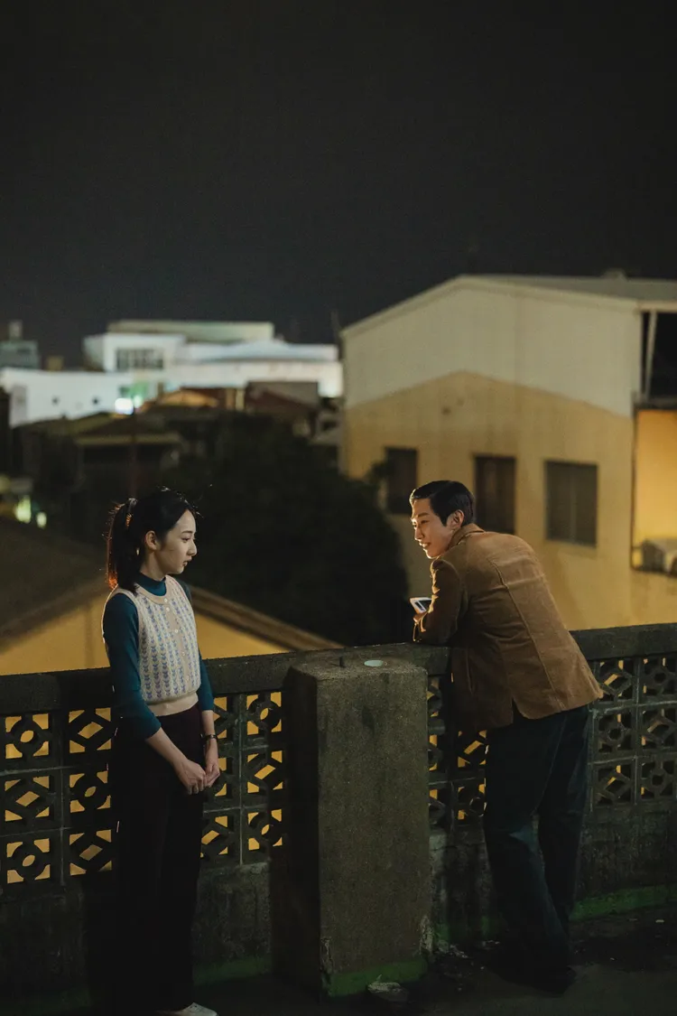 導演版延長部分振永與李沐天台談心的片段。瀚草文創GrX STUDIO提供