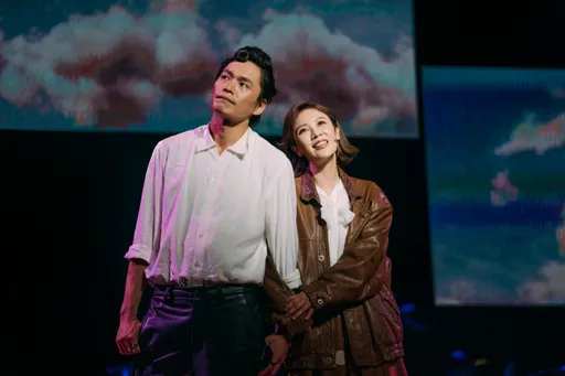 黃鐙輝對戲女星演感情戲　正牌老公當場吃醋：這我老婆捏