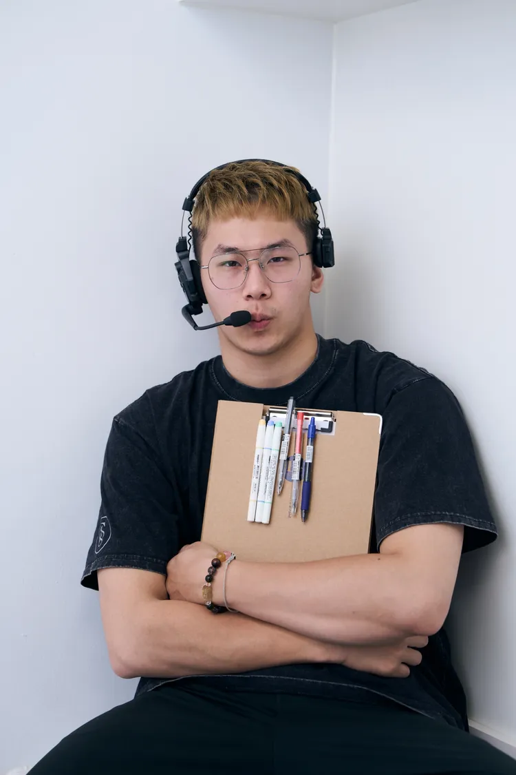 璽皓擔任高空表演製作統籌，感謝胡瓜給他機會。懸浮提供