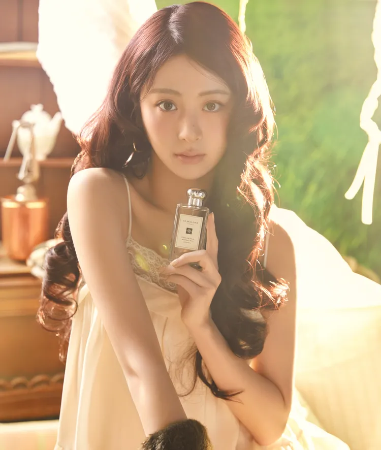 LE SSERAFIM成員許允真同款Jo Malone London 英國梨與甜豌豆香水。品牌提供