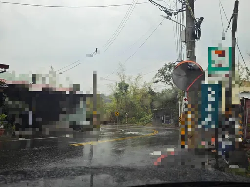 台南南化驚傳命案！　婦人路倒送醫不治...警一查竟是丈夫開車輾過