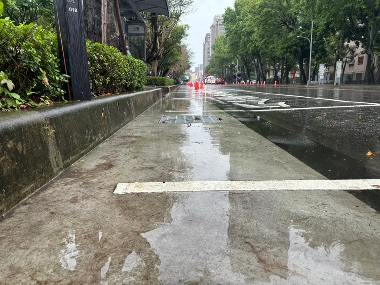 公園路一帶暫時未出現積淹水情形。新竹市府提供