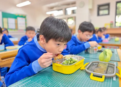 侯友宜拍板了！新北免費營養午餐8/31上路　年砸48.4億照顧32萬學童