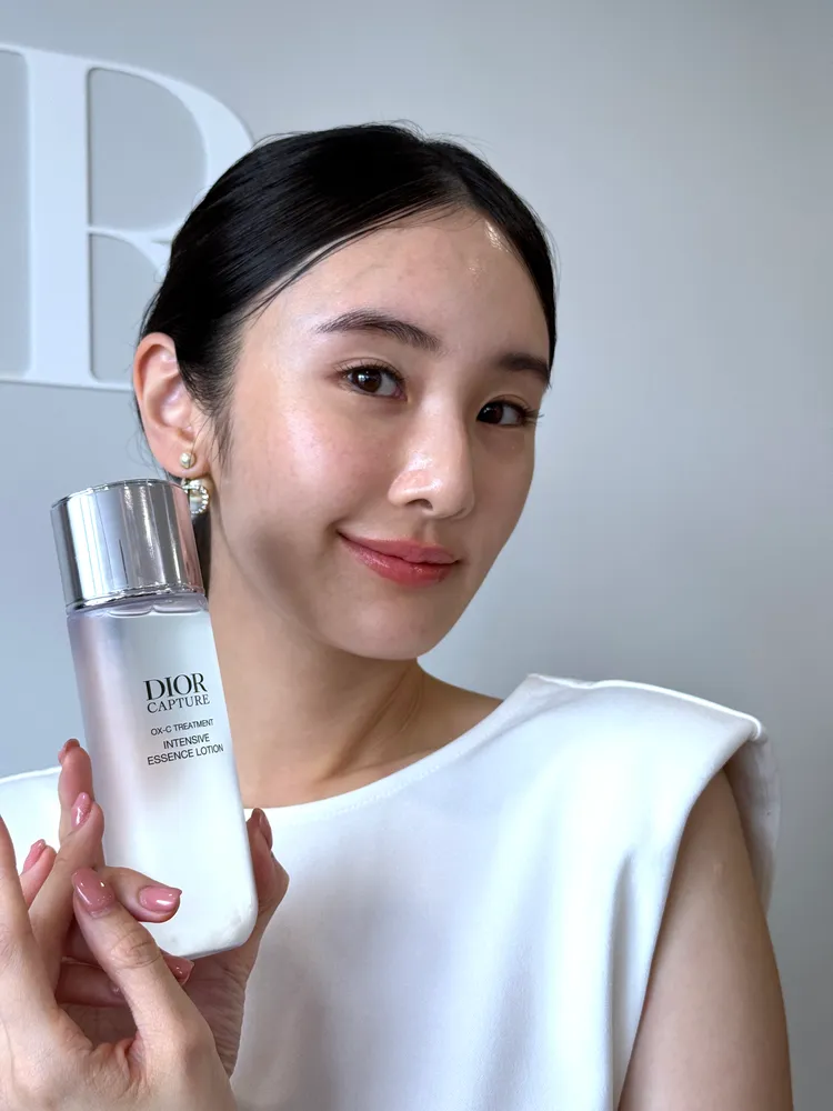 Dior推出迪奧逆時活氧奇肌露。張家玲攝