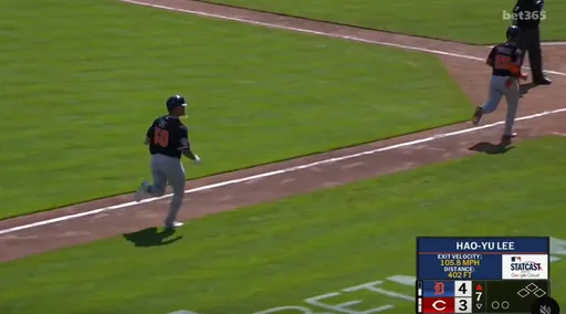 李灝宇打出之後首轟嗨到跑壘超速！教頭卻擔心「一件事」