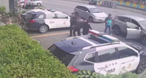 21歲現役軍人酒後砸車　警會同憲兵隊入營區拘提