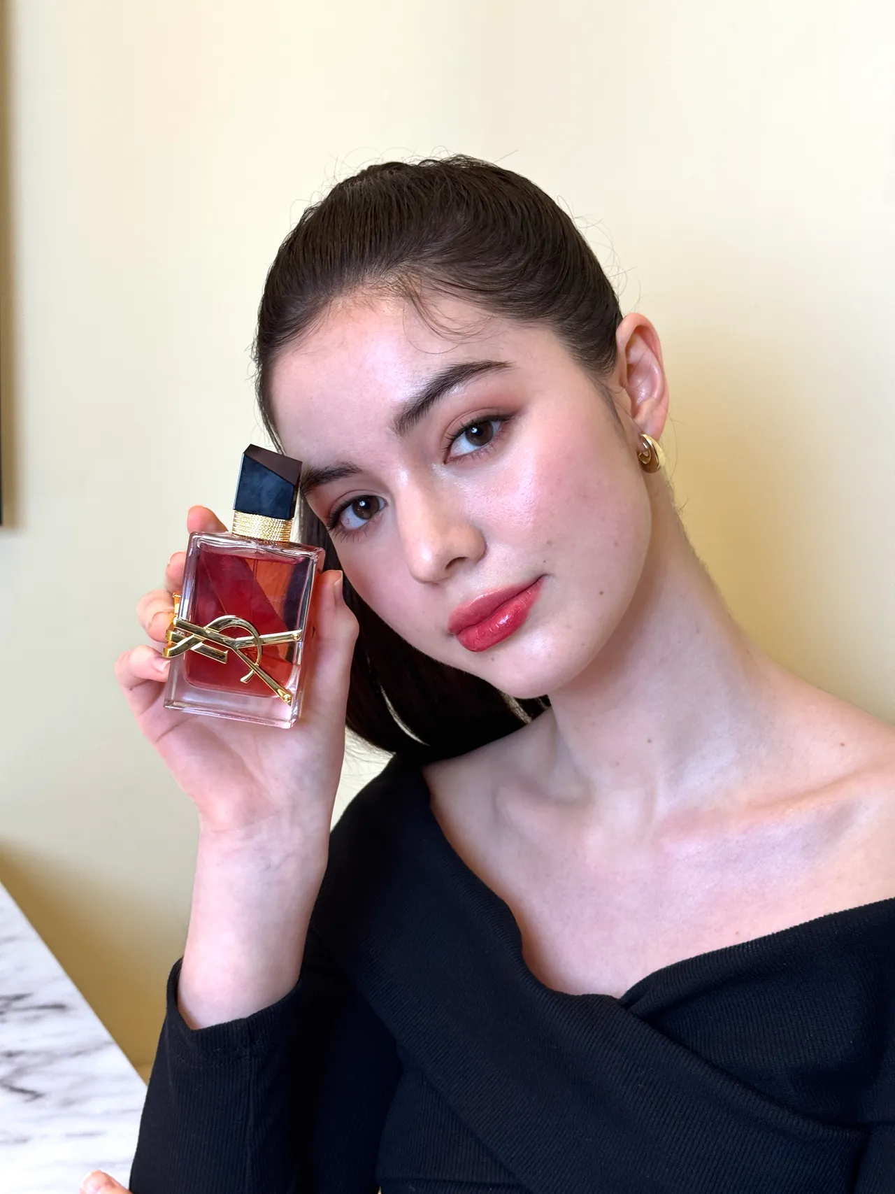 YSL自由不羈沁心之果香水，50ml／4950元、90ml／6800元。張家玲攝