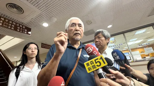 家門口遭賓士擋路！名導柯一正砸車被訴　無奈認賠11萬5498元和解落幕