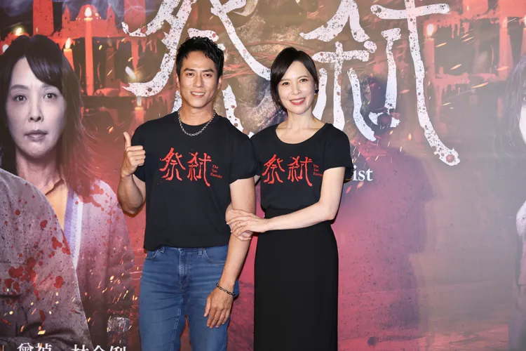 莊凱勛（左）和天心飾演夫妻。莊宗達攝