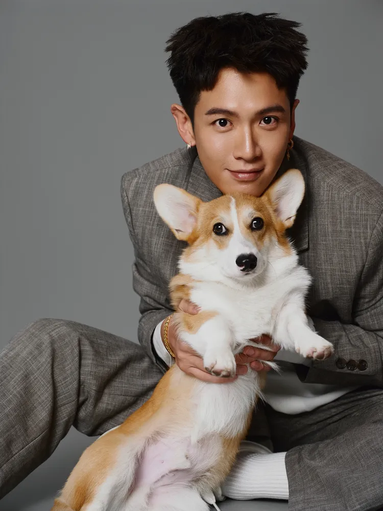 柯震東陪毛孩歷經老去。帕奇特小屋提供