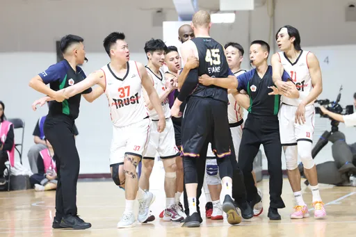 SBL球員比賽做出危險動作被判奪權　籃協開罰禁賽又罰款