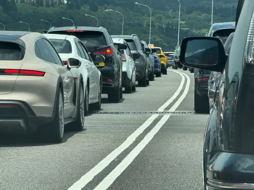 800多萬車主注意！牌照稅4月開徵　逾期繳納加徵滯納金