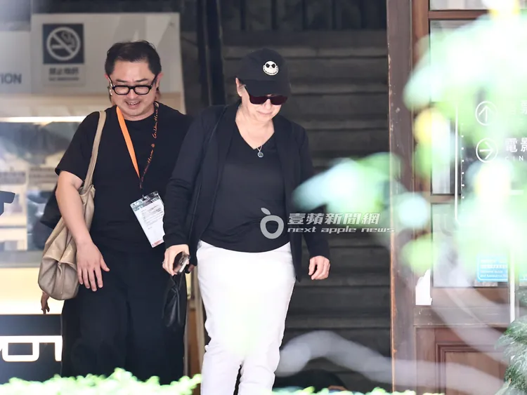 匈牙利名導恩伊達（右）也出席《你是不會當樹嗎》宣傳活動。特勤中心攝