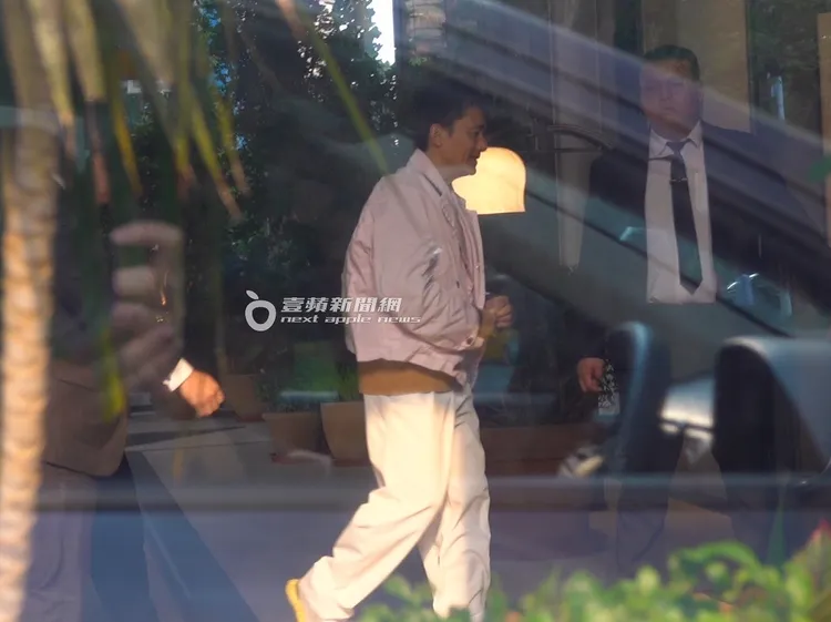 梁朝偉回下塌的台北嘉佩樂酒店休息。特勤中心攝