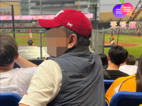 壹短蘋｜遭嗆「女人閉嘴」！蔡其昌會長可以怎麼向女球迷交代