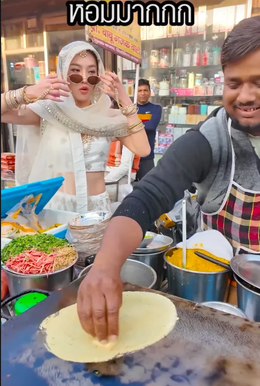 印度街頭常見的烤餅。抖音