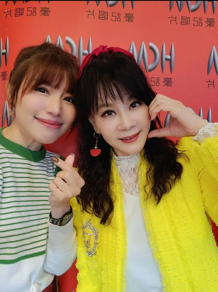 廖婉君坦言婚變並有一子。翻攝《廖婉君・醬》粉專