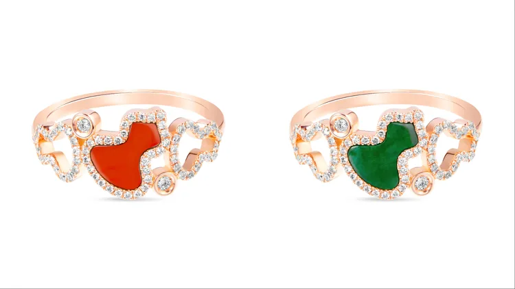 Qeelin WuluWulu 18K玫瑰金紅瑪瑙鑽石戒指（左）、WuluWulu 18K玫瑰金翡翠鑽石戒指（右）。品牌提供